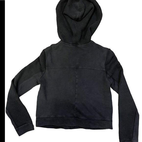 Black cropped Free People jacket - Picture 2 of 3